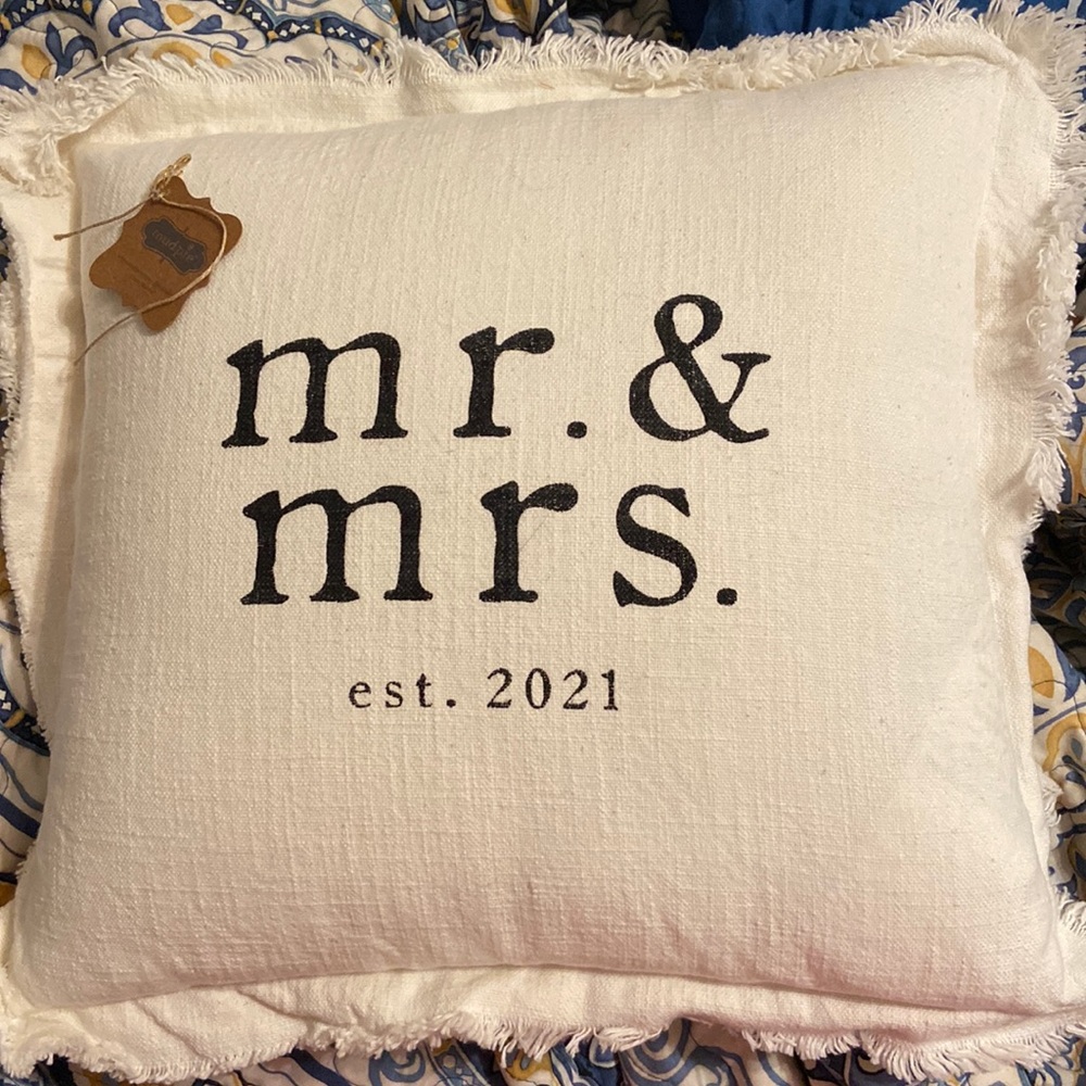 Mud Pie pillow!
